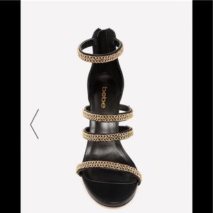 BEBE Ariaa Chain Detail Sandals Black/Gold Size 7